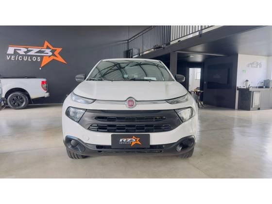 FIAT TORO 2.4 16V MULTIAIR FLEX FREEDOM AT9 FIAT TORO 2.4 16V MULTIAIR FLEX FREEDOM AT9